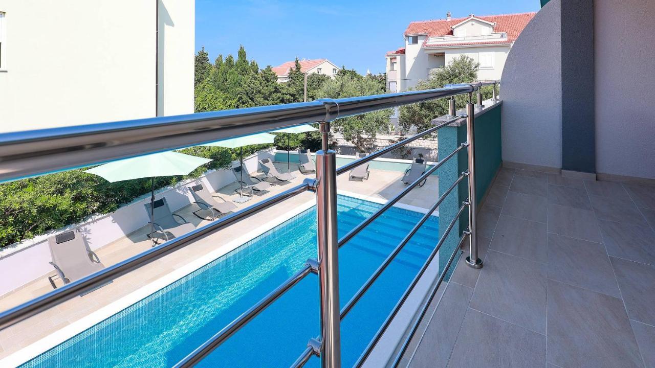 Apartmani "Villa Barbara" Новалья Экстерьер фото