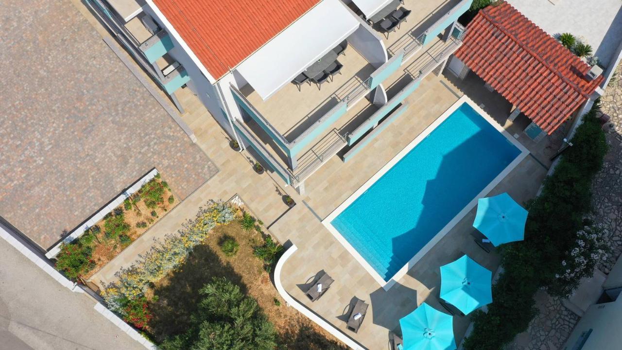 Apartmani "Villa Barbara" Новалья Экстерьер фото