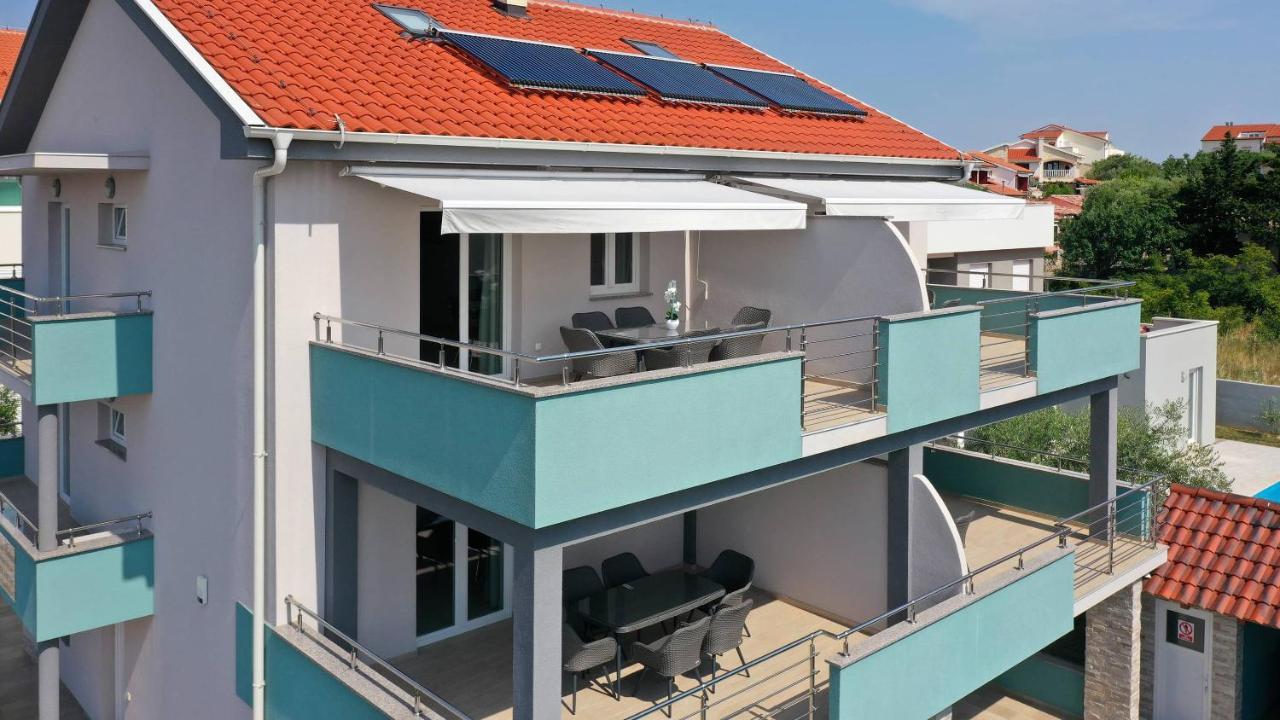 Apartmani "Villa Barbara" Новалья Экстерьер фото