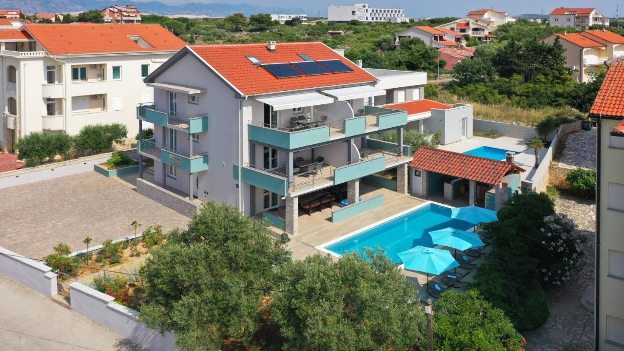 Apartmani "Villa Barbara" Новалья Экстерьер фото