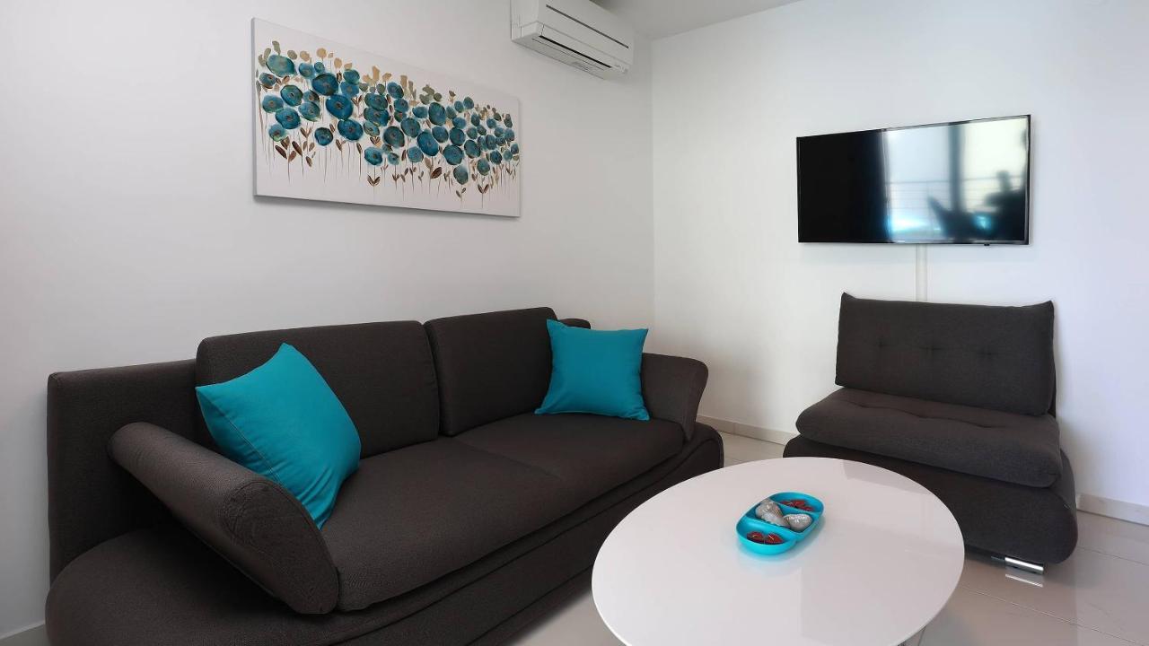 Apartmani "Villa Barbara" Новалья Экстерьер фото