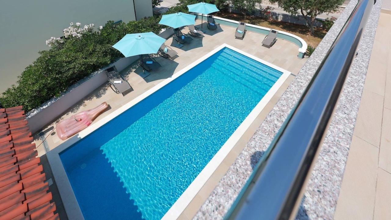Apartmani "Villa Barbara" Новалья Экстерьер фото